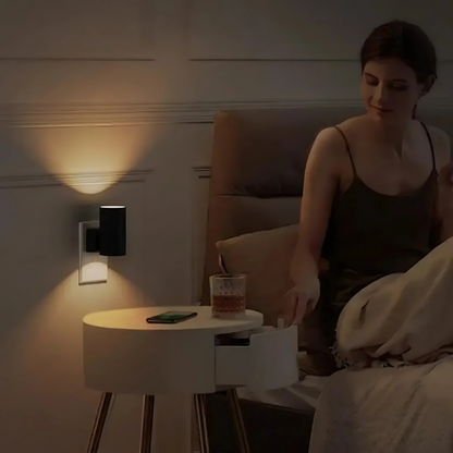 LUMINÁRIA NOTURNA PARA TOMADAS - Luz Suave