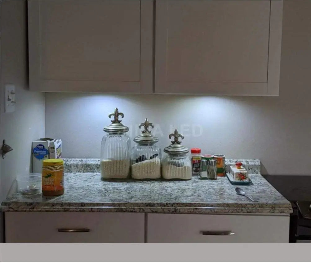 Kit de lâmpada de LED - Compre 2 e leve 4 (+ controle)