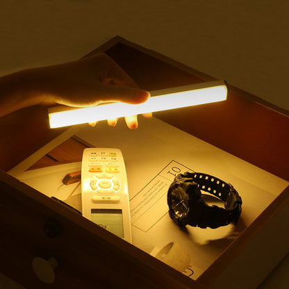 Lâmpada noturna de LED, com sensor de movimento - NightLamp